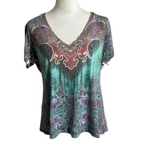Pure Energy Teal and Lavender Graphic Blouse with a Relaxed Fit